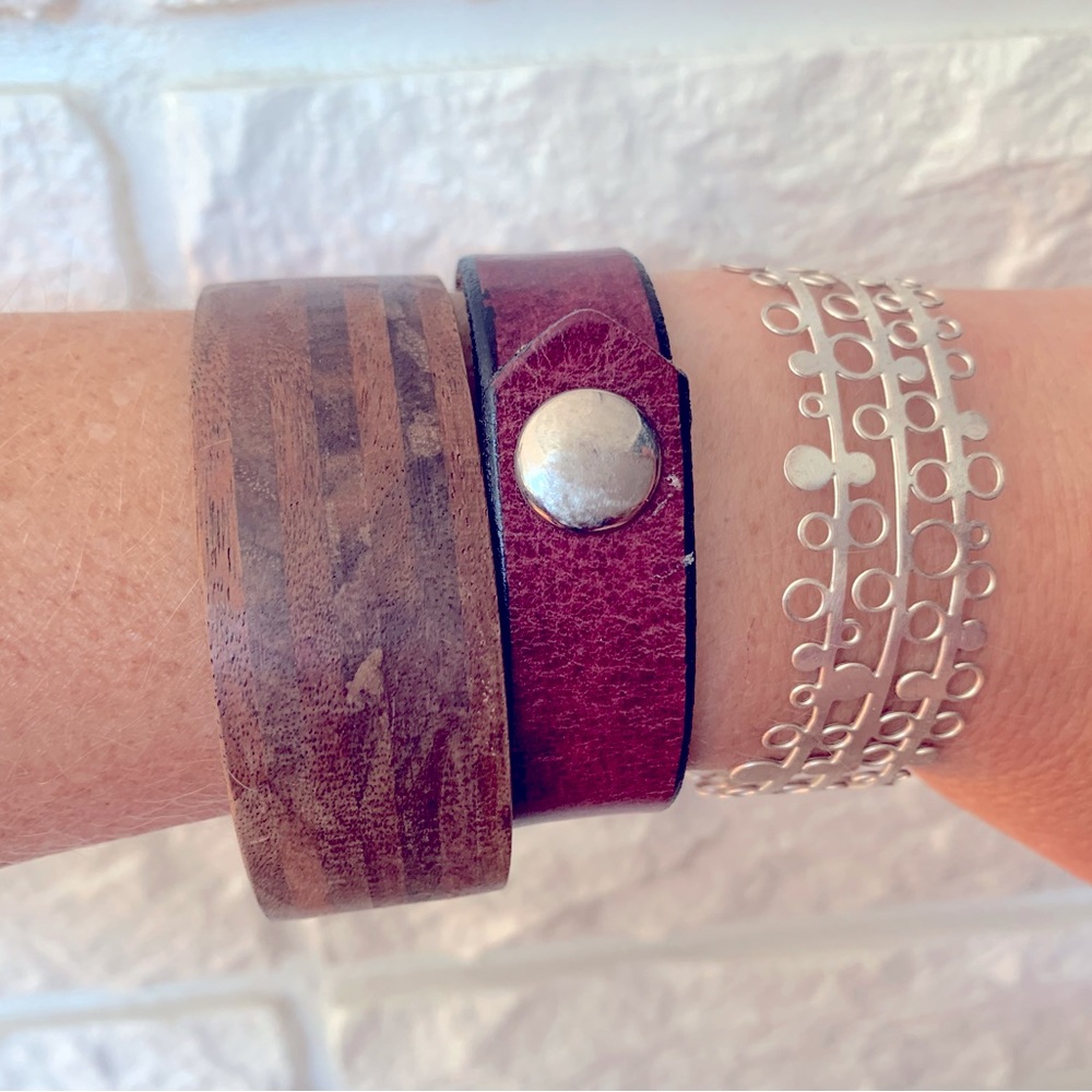 Purple leather bracelet